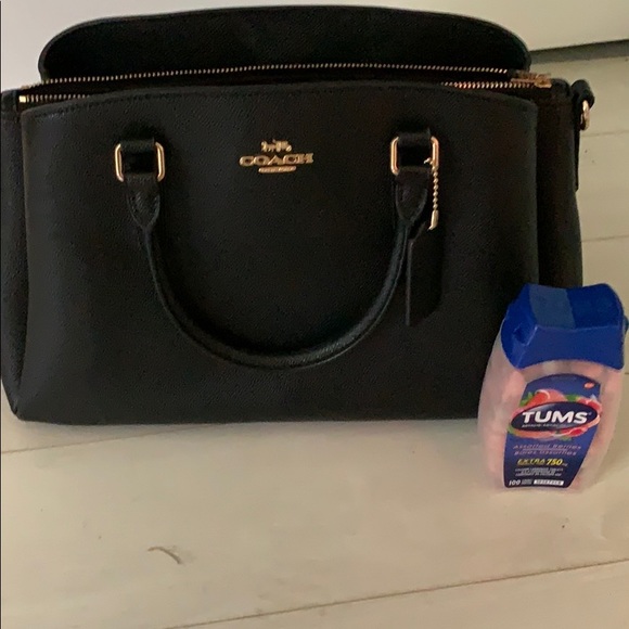 Black Coach handbag (with over the shoulder strap) - Picture 5 of 5